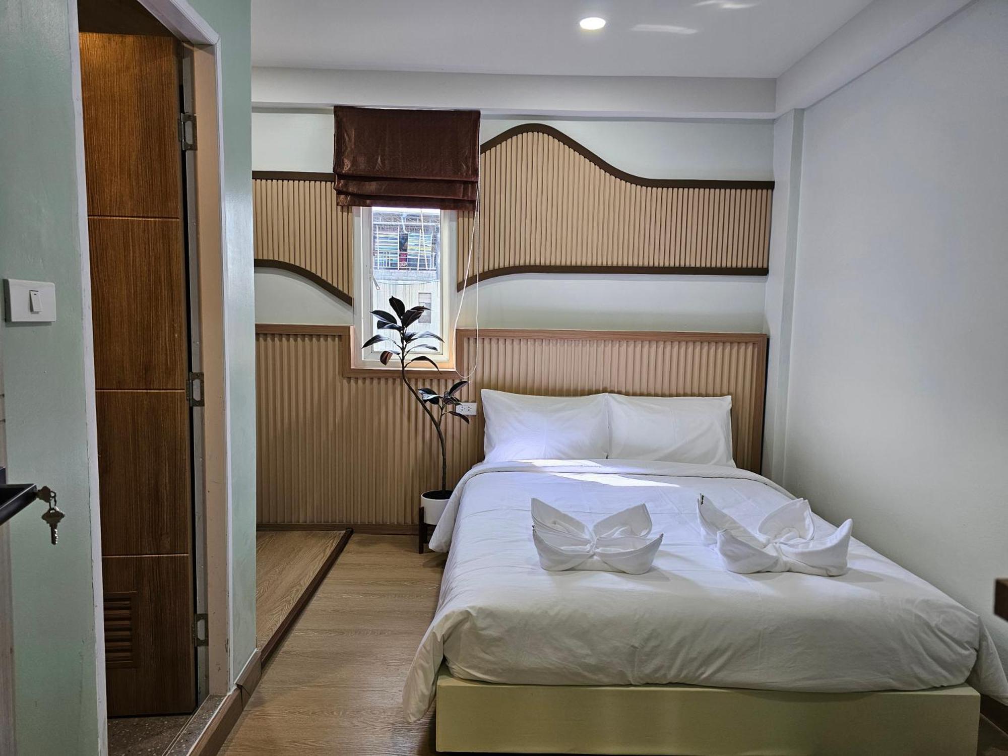 Lub Nai Hostel Patong Camera foto
